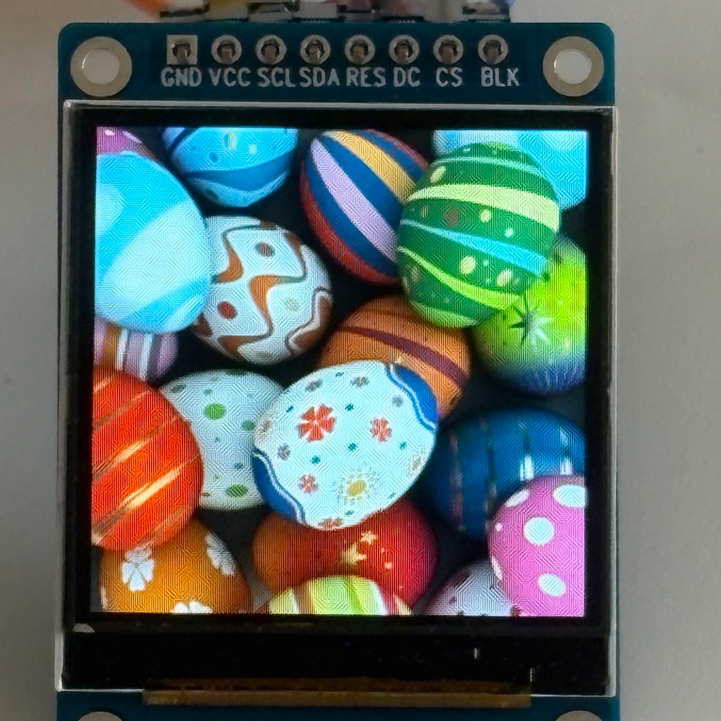 1.54-inch TFT applied to smart wearable devices