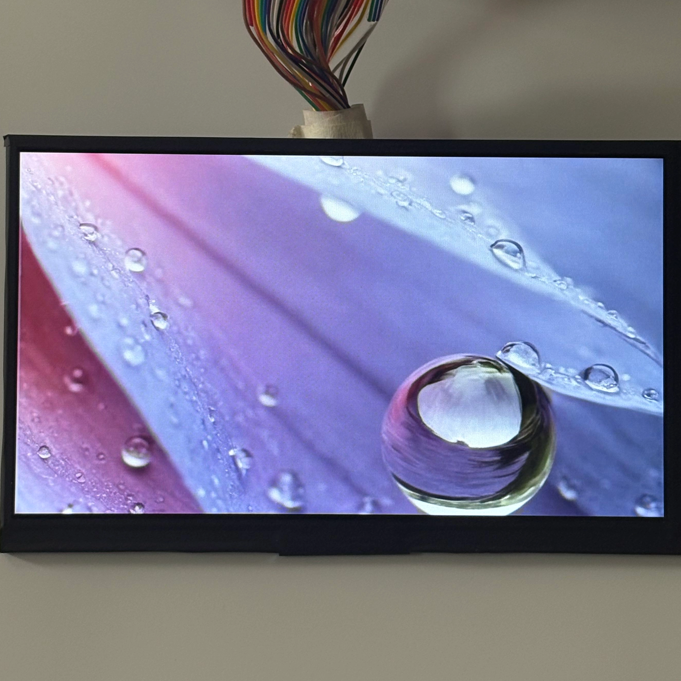 Wide-View TFT LCD for Automotive